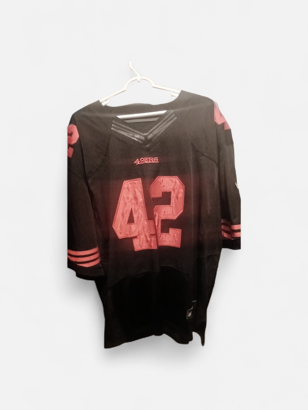 Nike Men’s San Francisco 49ers #42 Black and Red Jersey